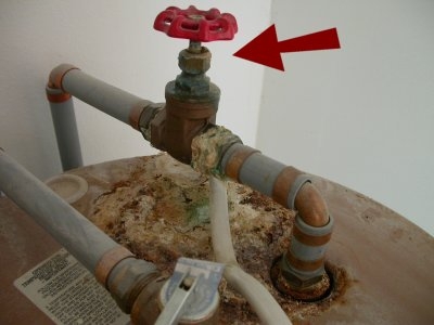leaking-shut-off-valve.jpeg